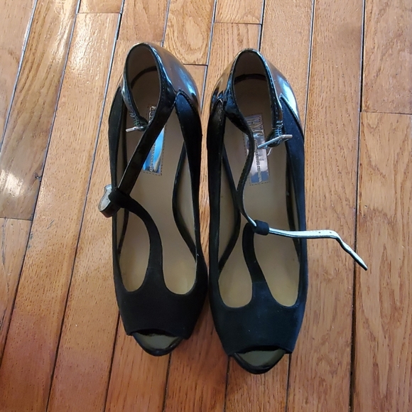 Black open toe heels - Picture 1 of 5